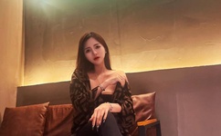 灌醉水嫩大学生啪啪嗯啊男女